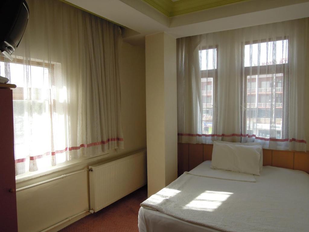 Ankara Hotel Konya Buitenkant foto